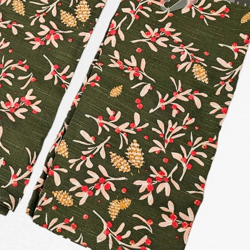 Threshold 3 Pack Cotton Kitchen Towel Green With Winter Berries Kitchen …